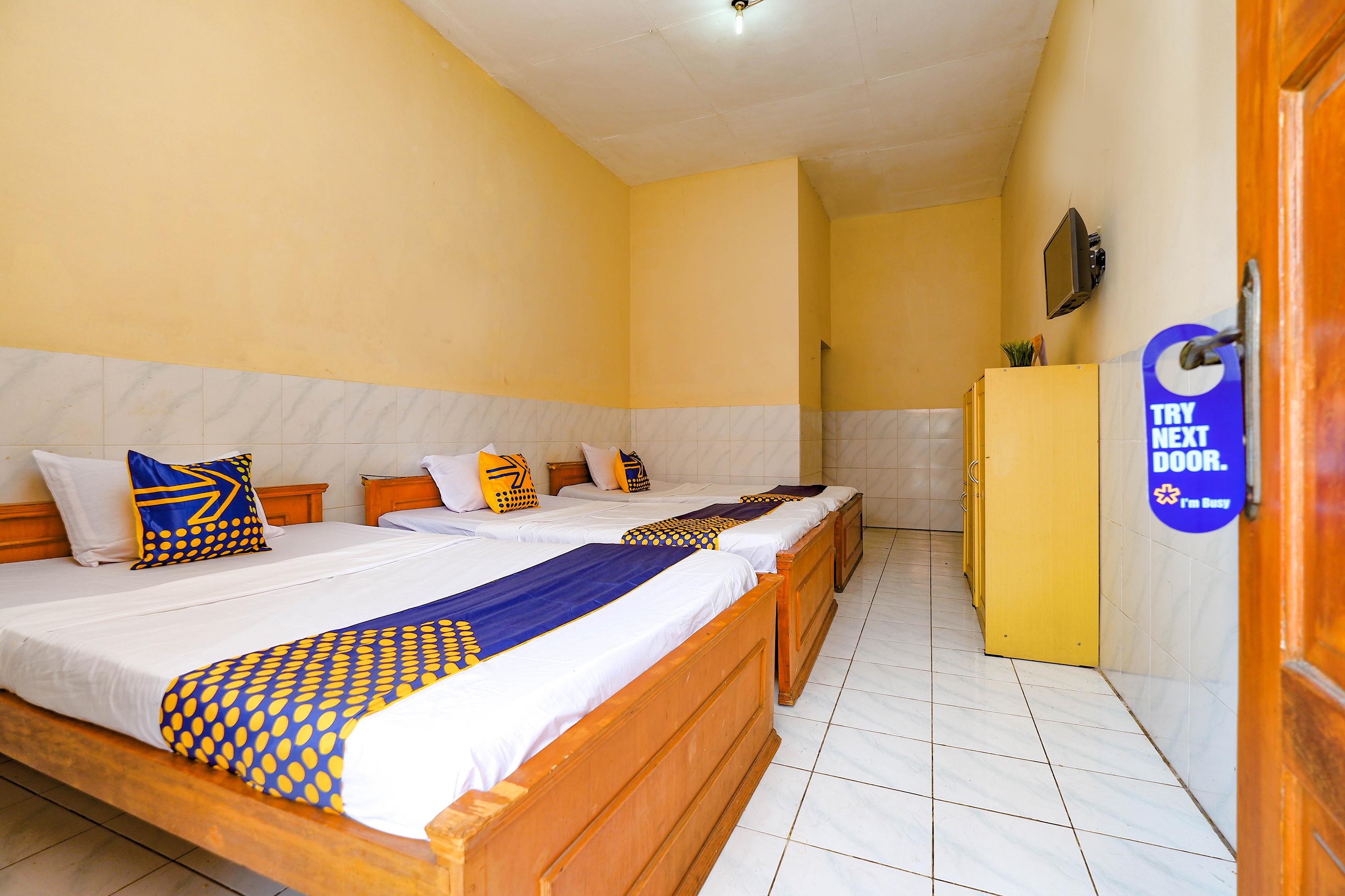SPOT ON 2011 Hotel Mekar Sari Solo Exterior foto