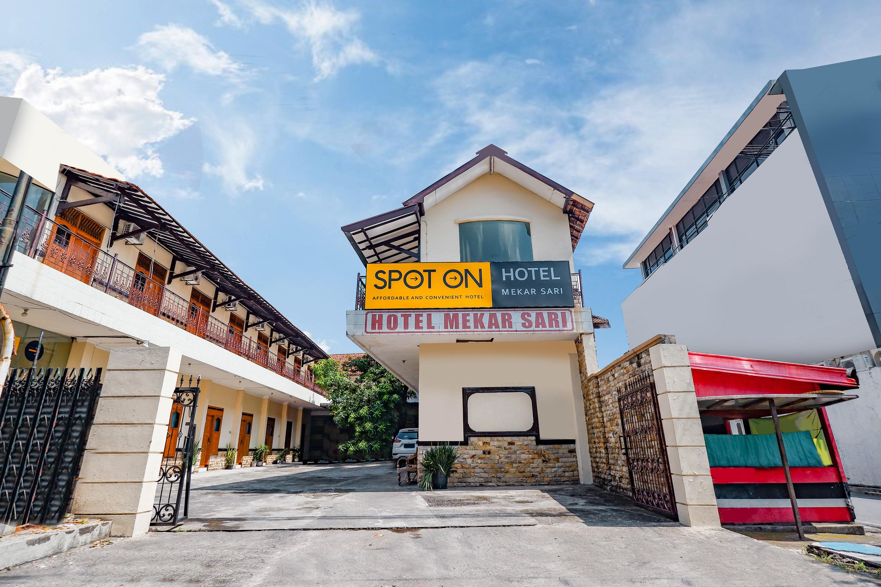 SPOT ON 2011 Hotel Mekar Sari Solo Exterior foto