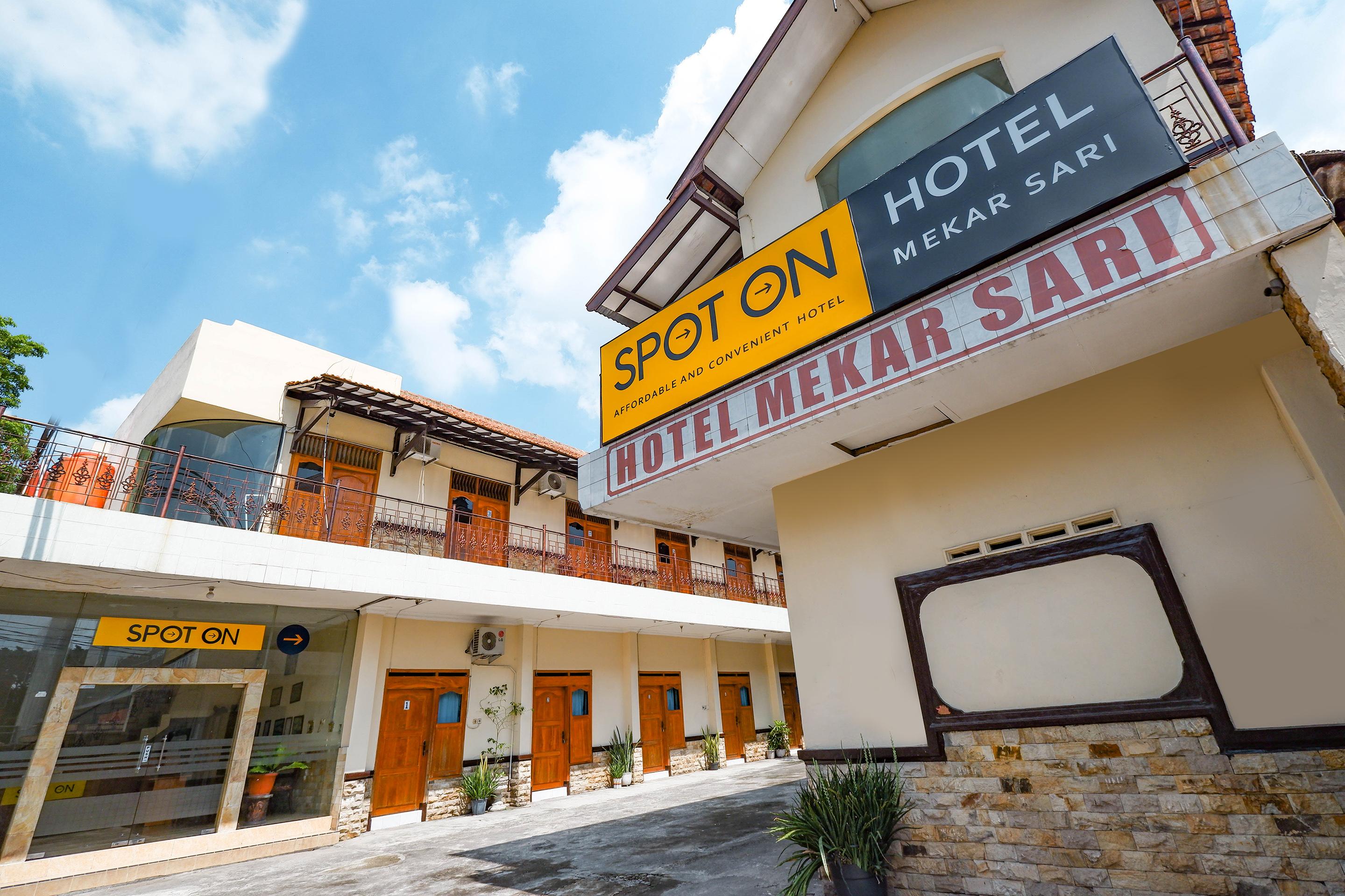 SPOT ON 2011 Hotel Mekar Sari Solo Exterior foto